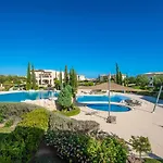 אתר נופש Aphrodite Hills - 4*