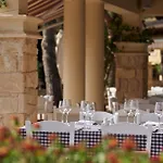 אתר נופש Aphrodite Hills -