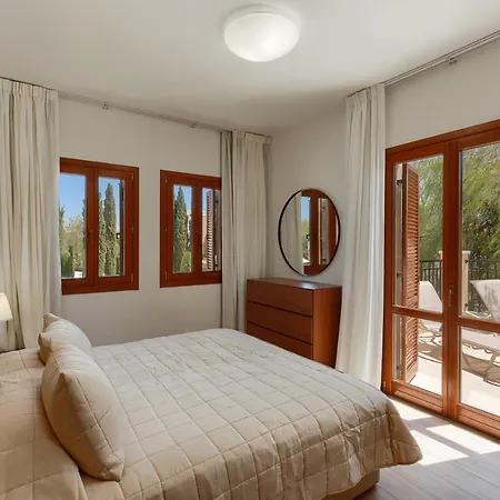 Aphrodite Hills -