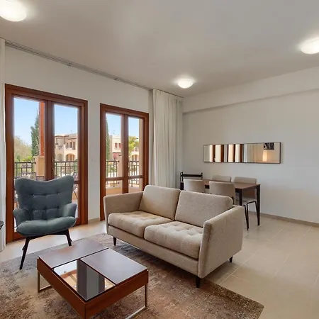 Complex Aphrodite Hills - 4*