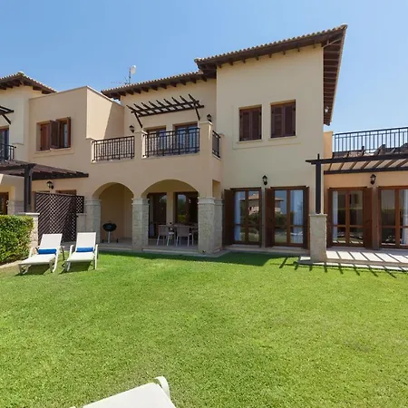 Aphrodite Hills -