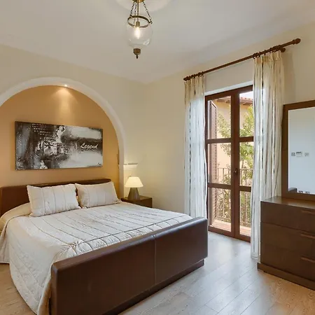 Aphrodite Hills -