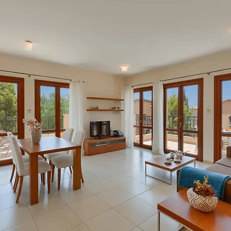 Complex Aphrodite Hills -