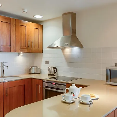 Complex Aphrodite Hills -