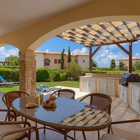 Complex Aphrodite Hills -