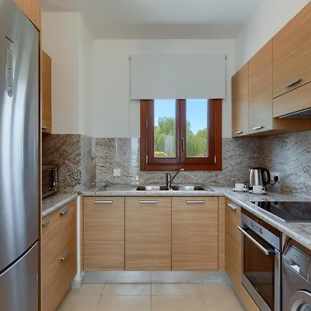 Aphrodite Hills - Complex