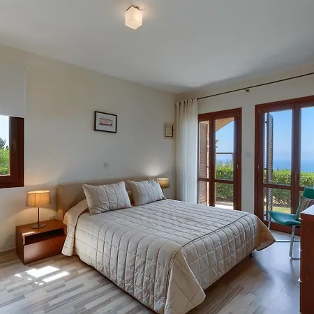 Aphrodite Hills -