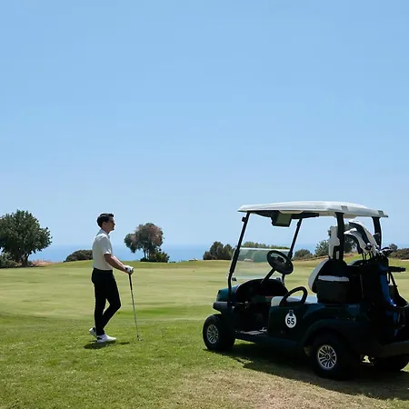 Resort Aphrodite Hills - 4*