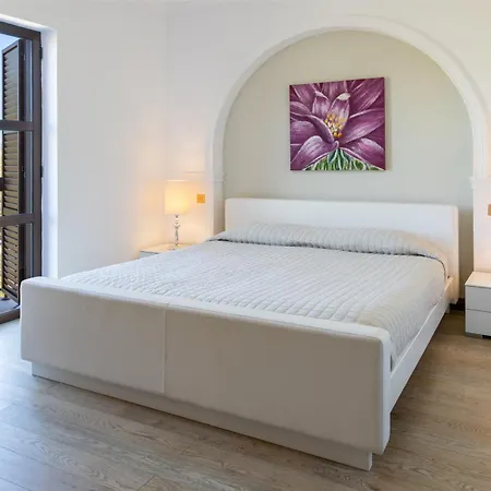 Aphrodite Hills -