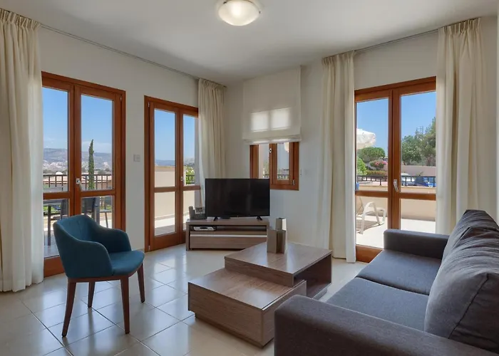 Aphrodite Hills - Resort 4*