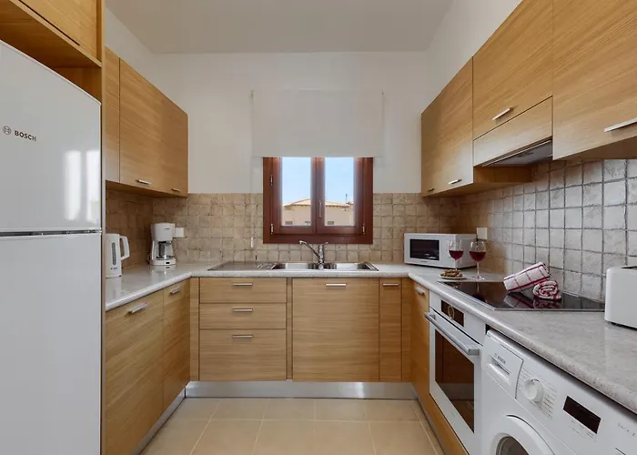 Semesteranläggning (resort) Aphrodite Hills - 4*