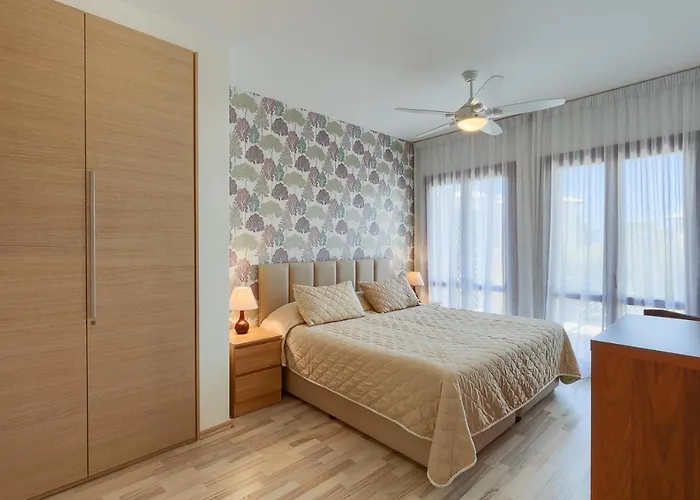 Aphrodite Hills - Semesteranläggning (resort) 4*