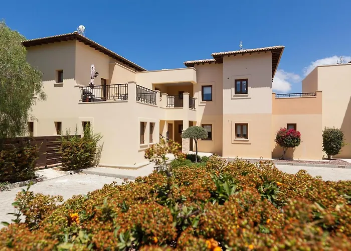 Aphrodite Hills - 4*