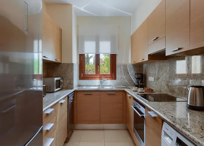 Aphrodite Hills - Üdülőközpont 4*