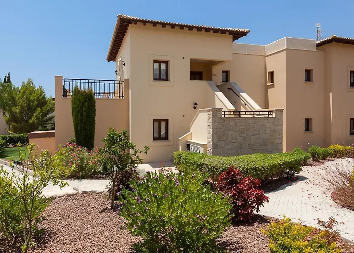 Aphrodite Hills - Semesteranläggning (resort) 4*