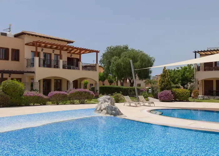 Aphrodite Hills - 4*